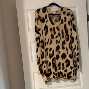 Elegant Leopard V-Neck Sweater